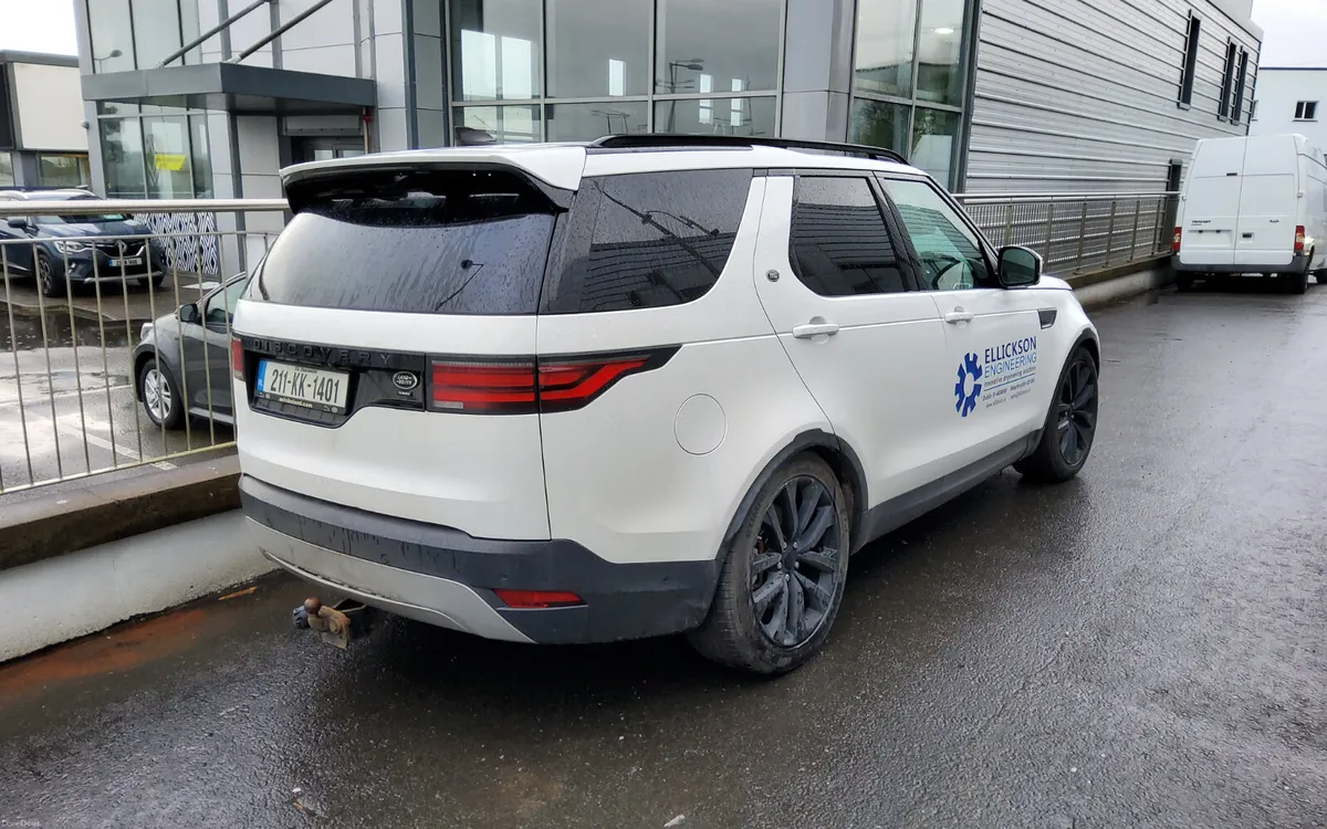 Land Rover Discovery 2021 - Image 3