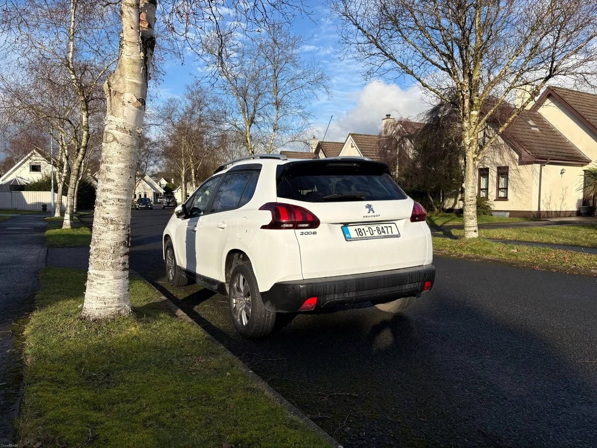 Peugeot 2008 **Automatic** - Image 4