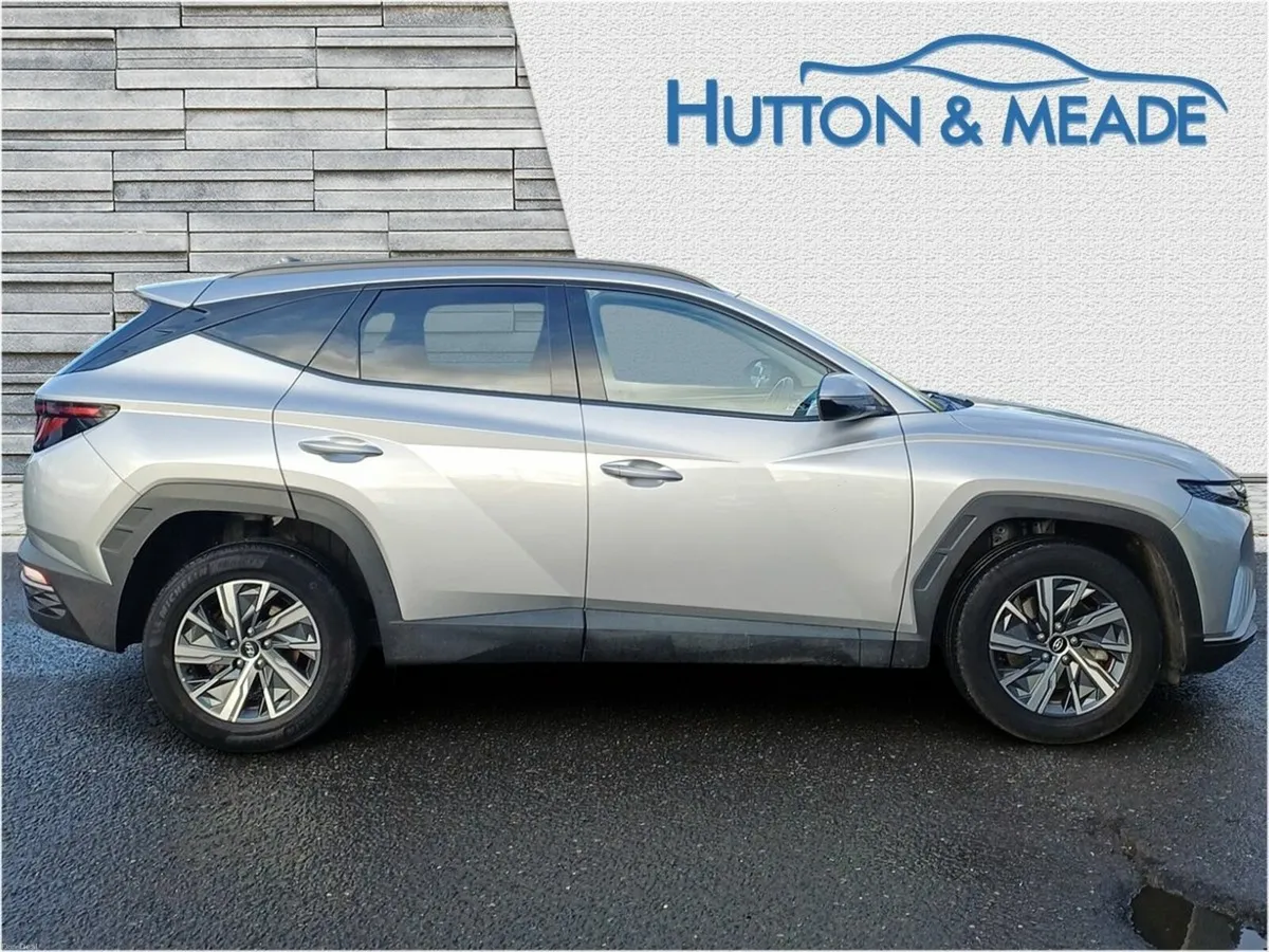 Hyundai Tucson Executive HEV 1.6 Petrol 5dr - Image 6