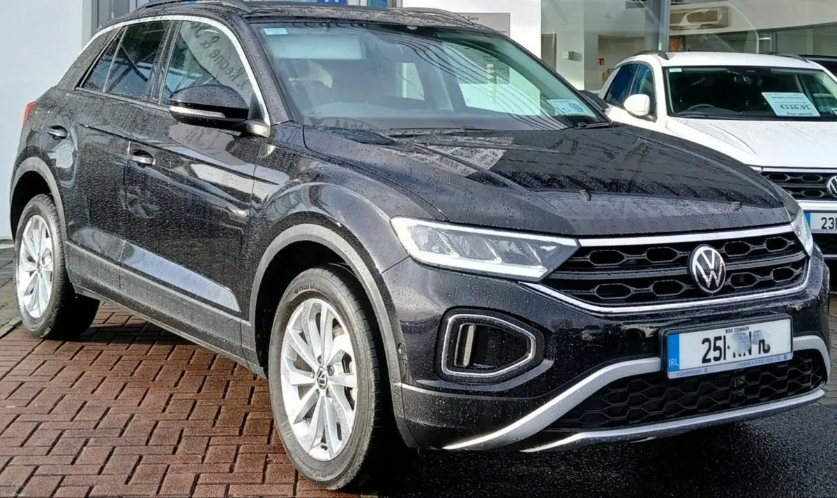 Volkswagen T-Roc EDITION 75 2.0TDI M6F 116HP **REA - Image 1