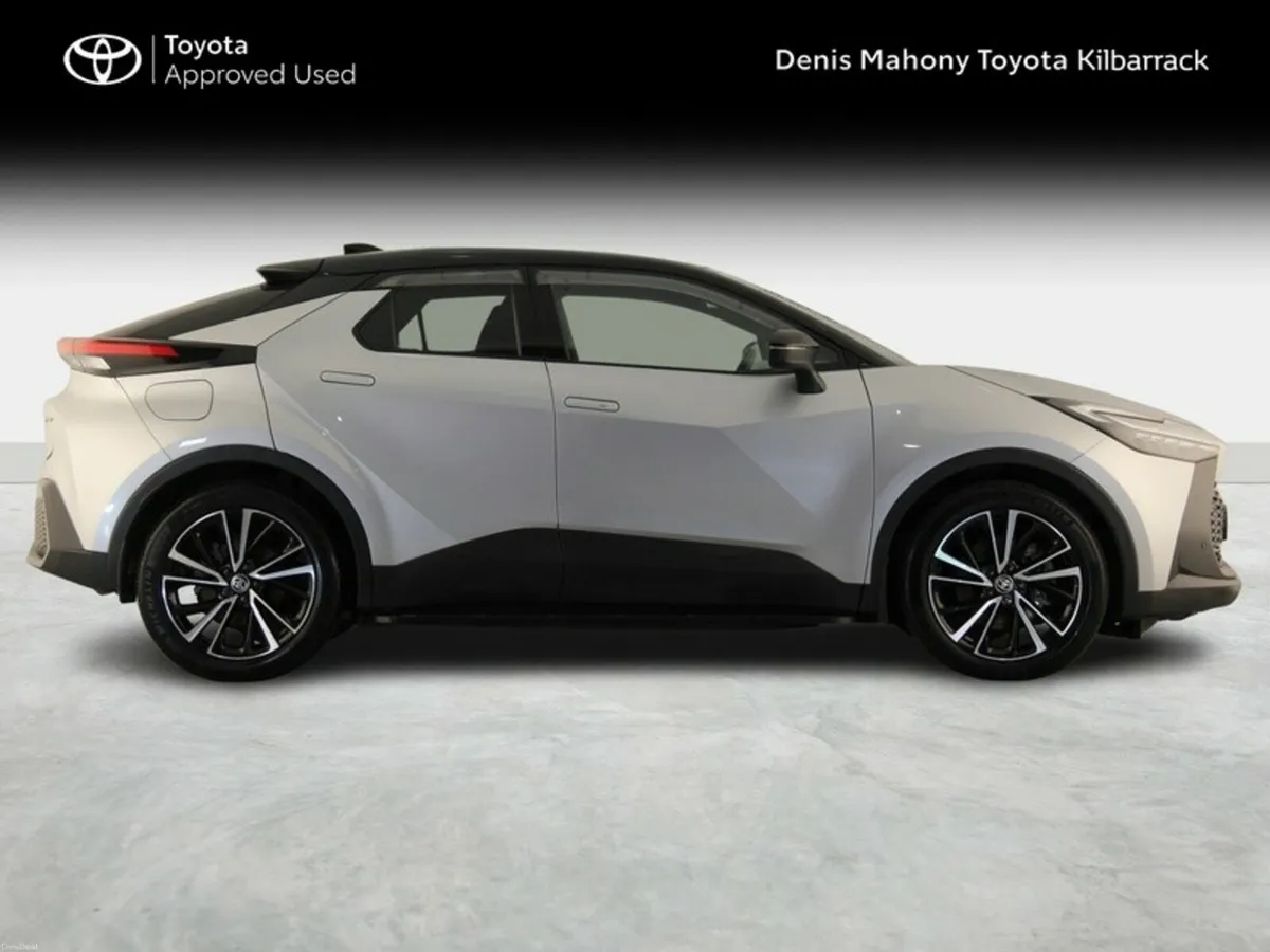 Toyota C-HR PHEV SOL - Image 3