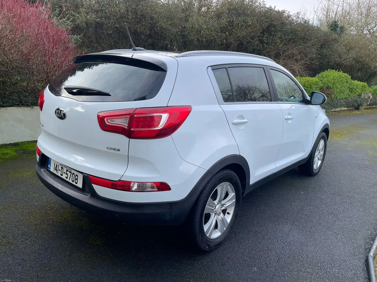 Kia Sportage 1.7 NCT and TAX - Image 4