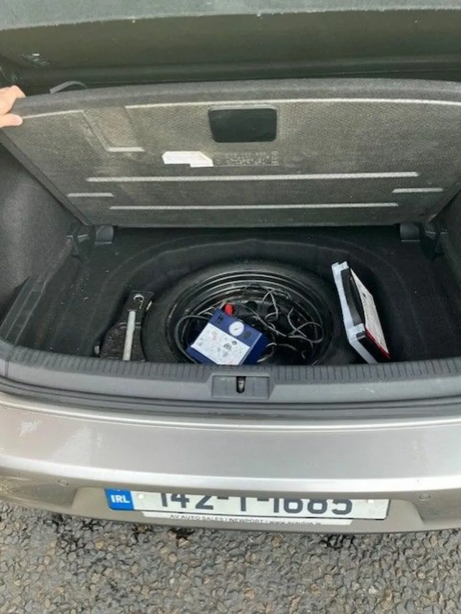 Volkswagen Golf 2014 - Image 4