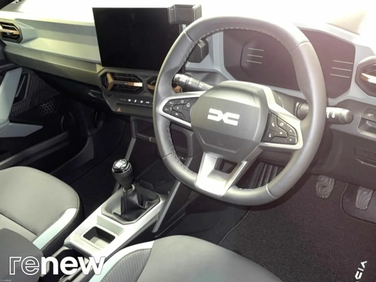 Dacia Duster TCe 130 Extreme - Image 6