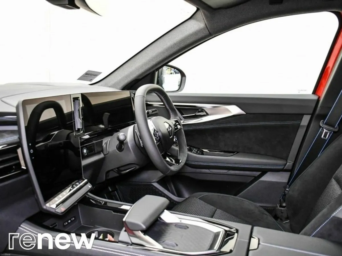 Renault Austral techno esprit Alpine E-Tech 200 - Image 4