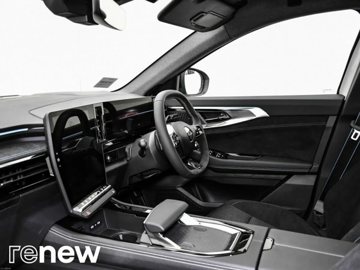 Renault Austral techno esprit Alpine E-Tech 200 Au - Image 5