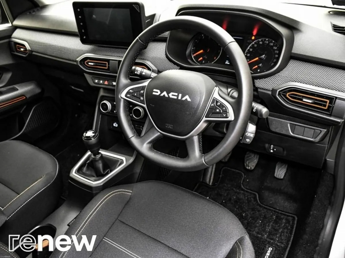 Dacia Sandero Stepway TCe 90 STEPWAY Journey - Image 5