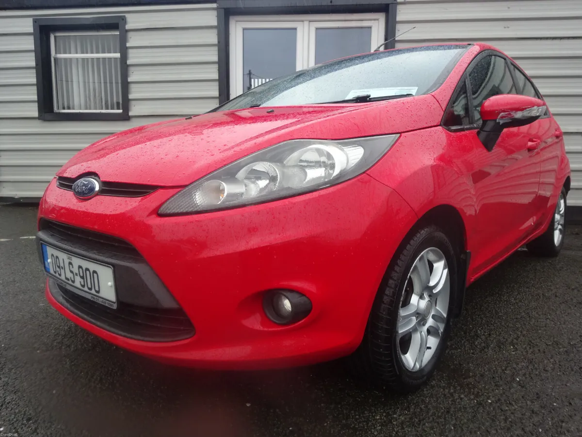FORD FIESTA 1.25 PETROL STYLE 5 DOOR - Image 3
