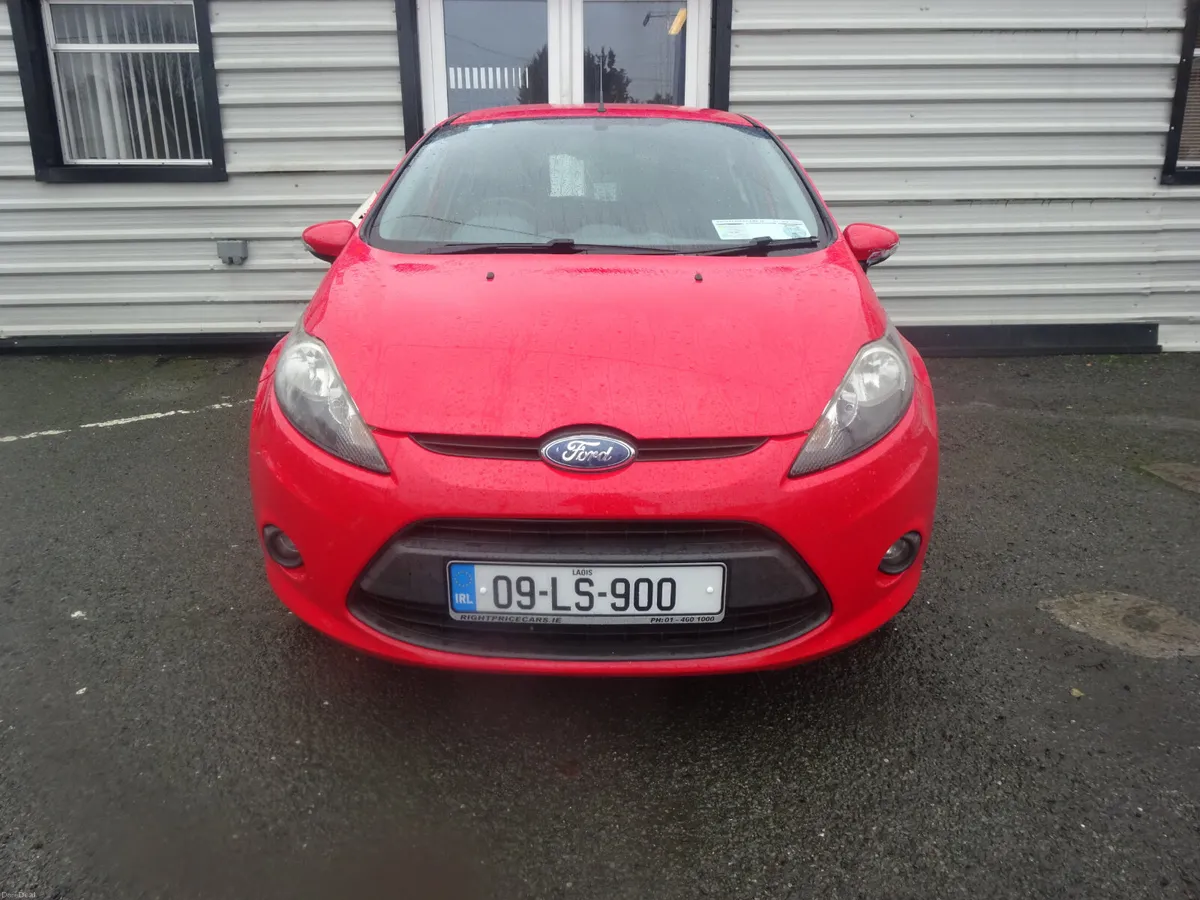 FORD FIESTA 1.25 PETROL STYLE 5 DOOR - Image 2