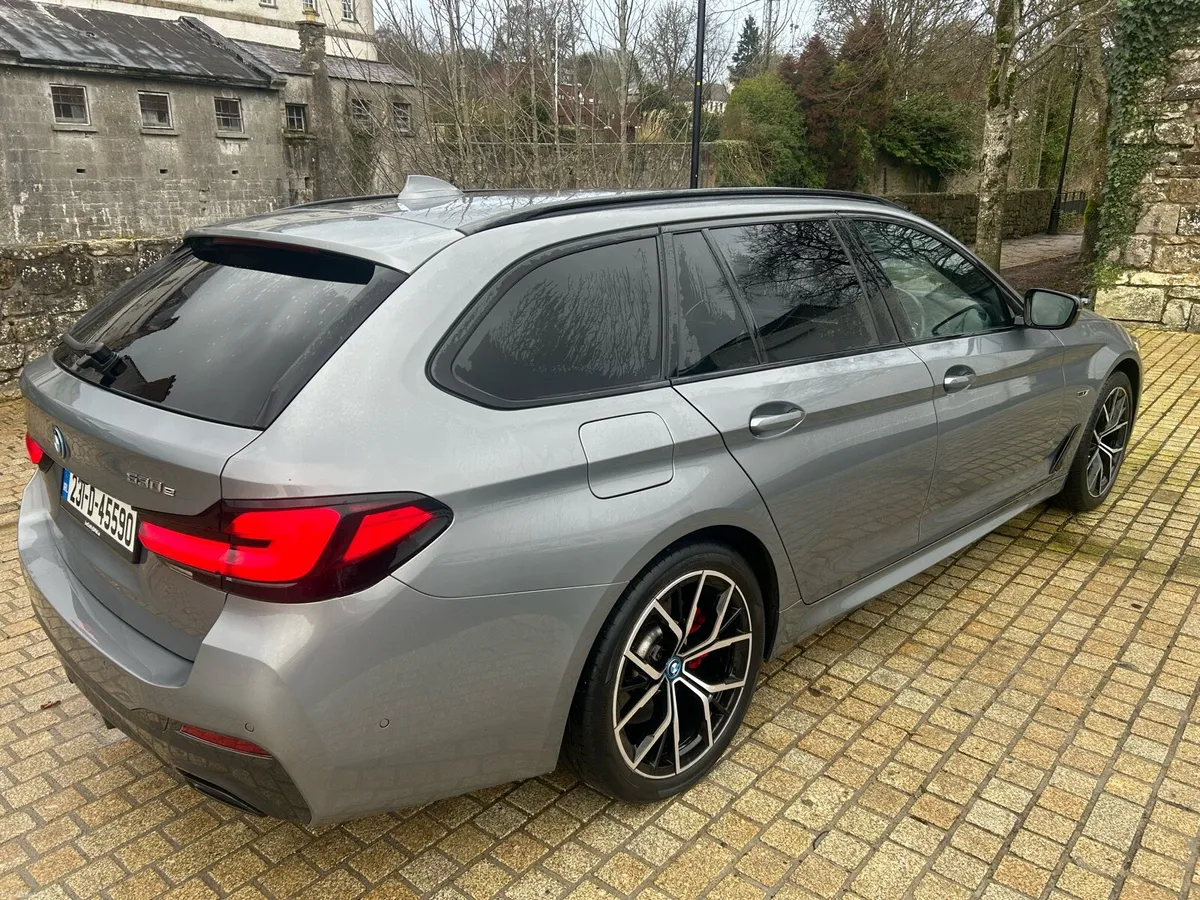 BMW 530e M Sport Touring - Image 2