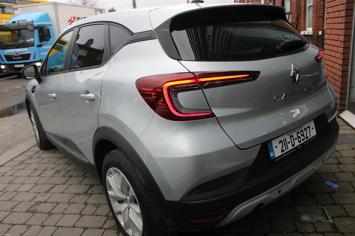 RENAULT CAPTUR 1.5 DCI VAN COMMERCIAL 2021 - Image 4