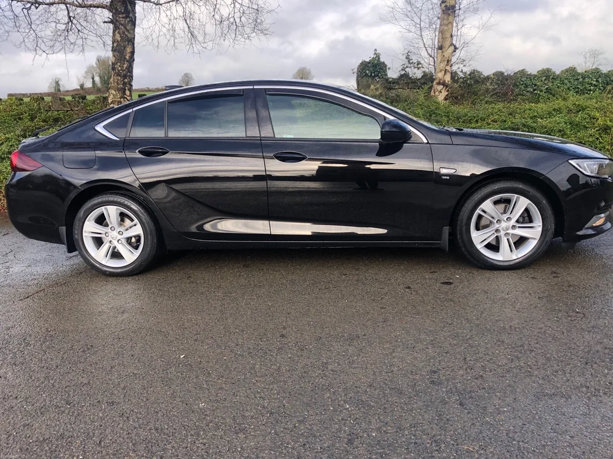 VAUXHALL INSIGNIA EXECUTIVE AS NEW ITS MINT 👌 - Image 1