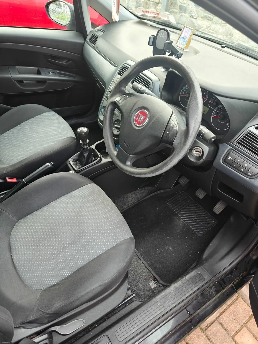 Fiat Punto 2012 - Image 4