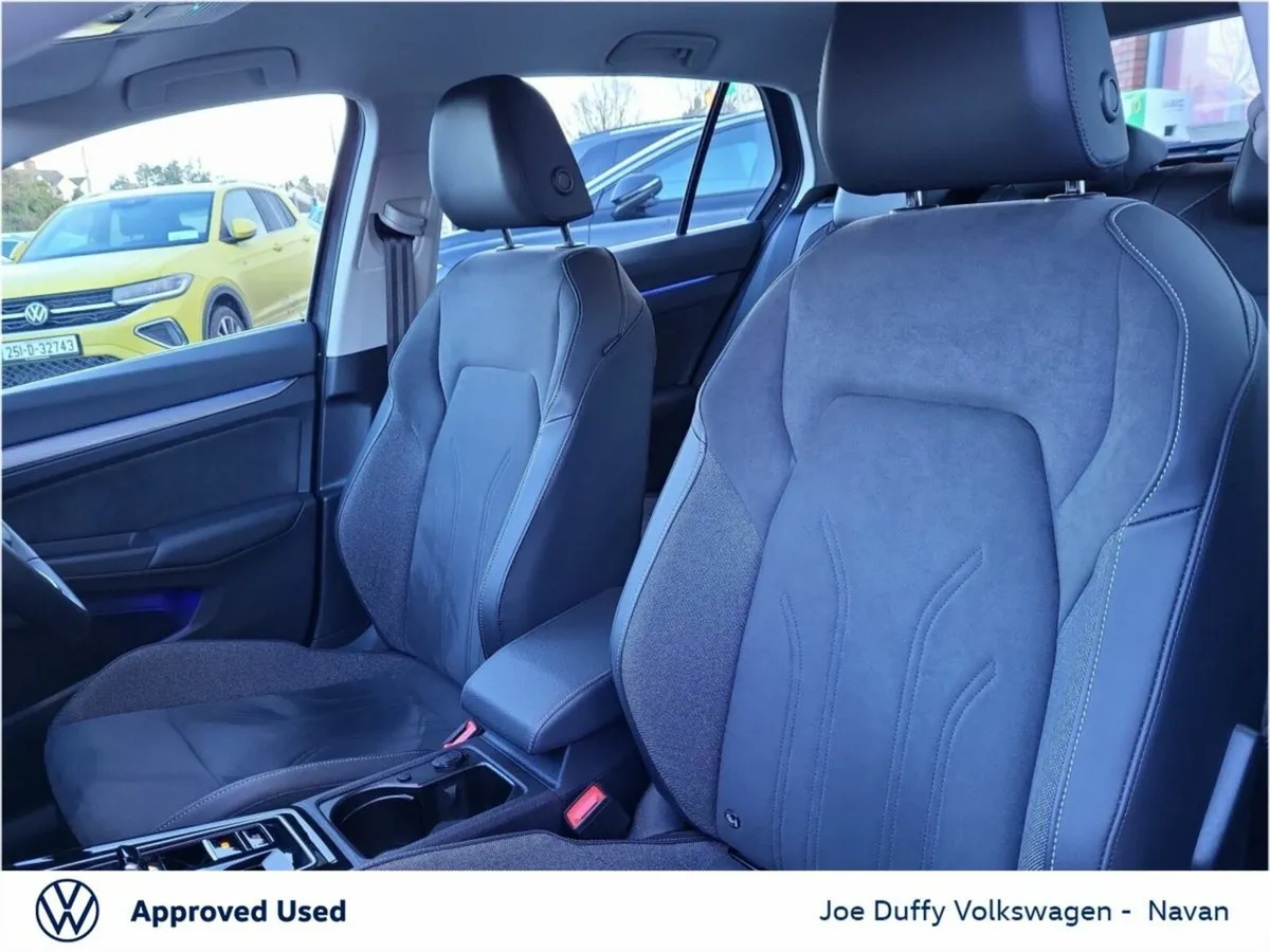 Volkswagen Golf STYLE 1.4TSI 204HP AUTO - Image 3