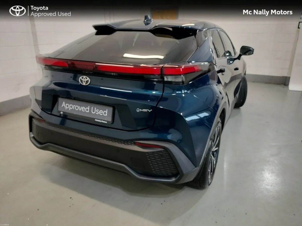 Toyota C-HR HYBRID SPORT - Image 3