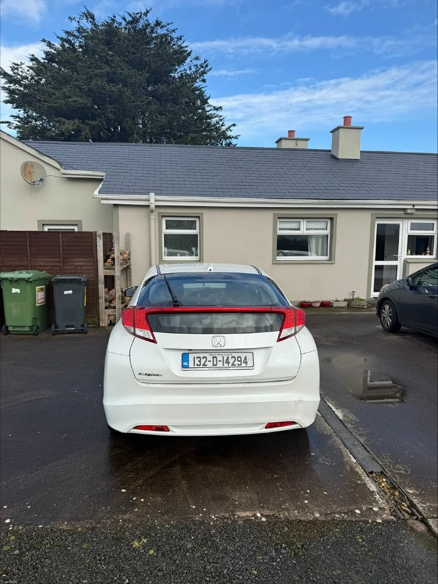 Honda Civic 2013 - Image 3