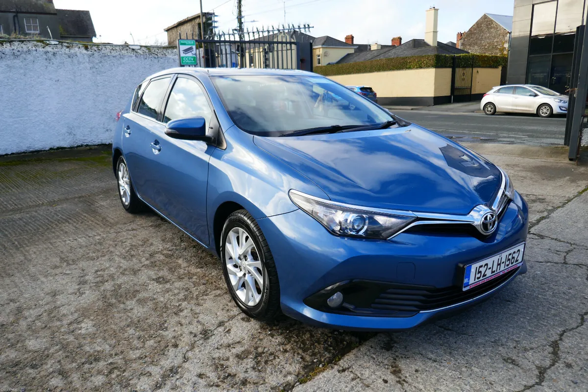 152, TOYOTA AURIS DIESEL 1.6 D-4D BUSINESS EDITION - Image 1