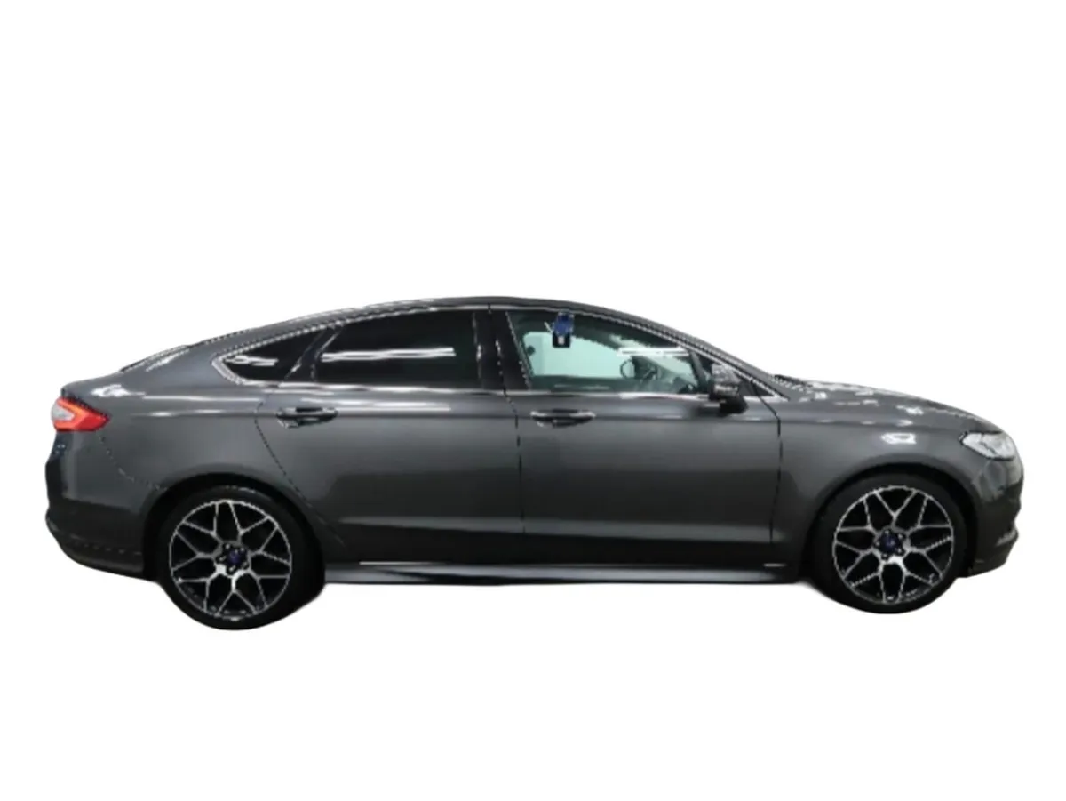 Ford Mondeo LOW MILES HIGH SPEC TITANIUM TDCI AUTO - Image 3