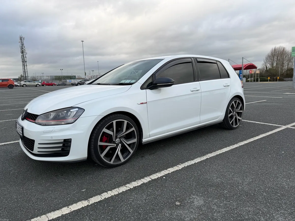 Volkswagen Golf 2014 MK7 GTI - Image 2