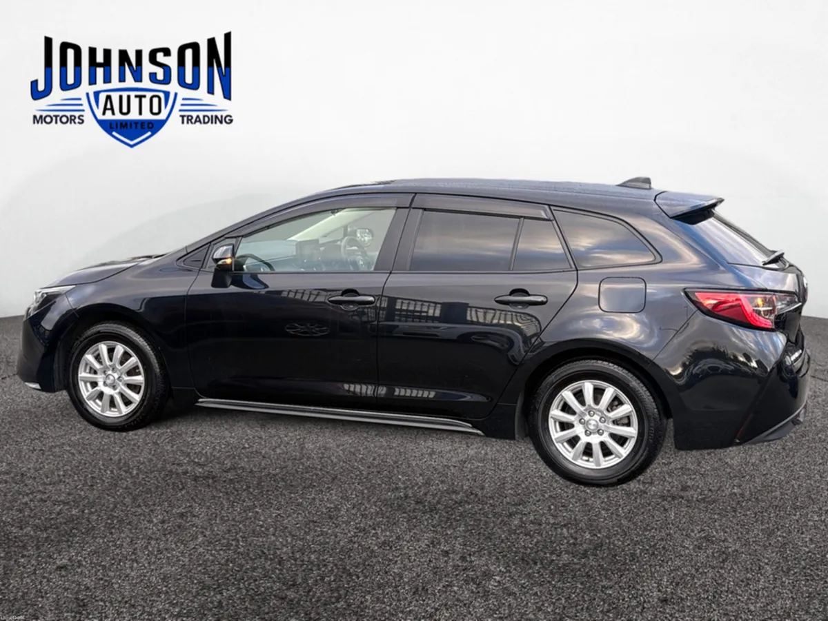 Toyota Corolla 1.8 Corolla Touring Petrol Hybrid A - Image 2