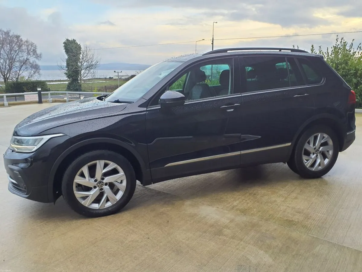 Volkswagen Tiguan LIFE TDI DSG - Image 4