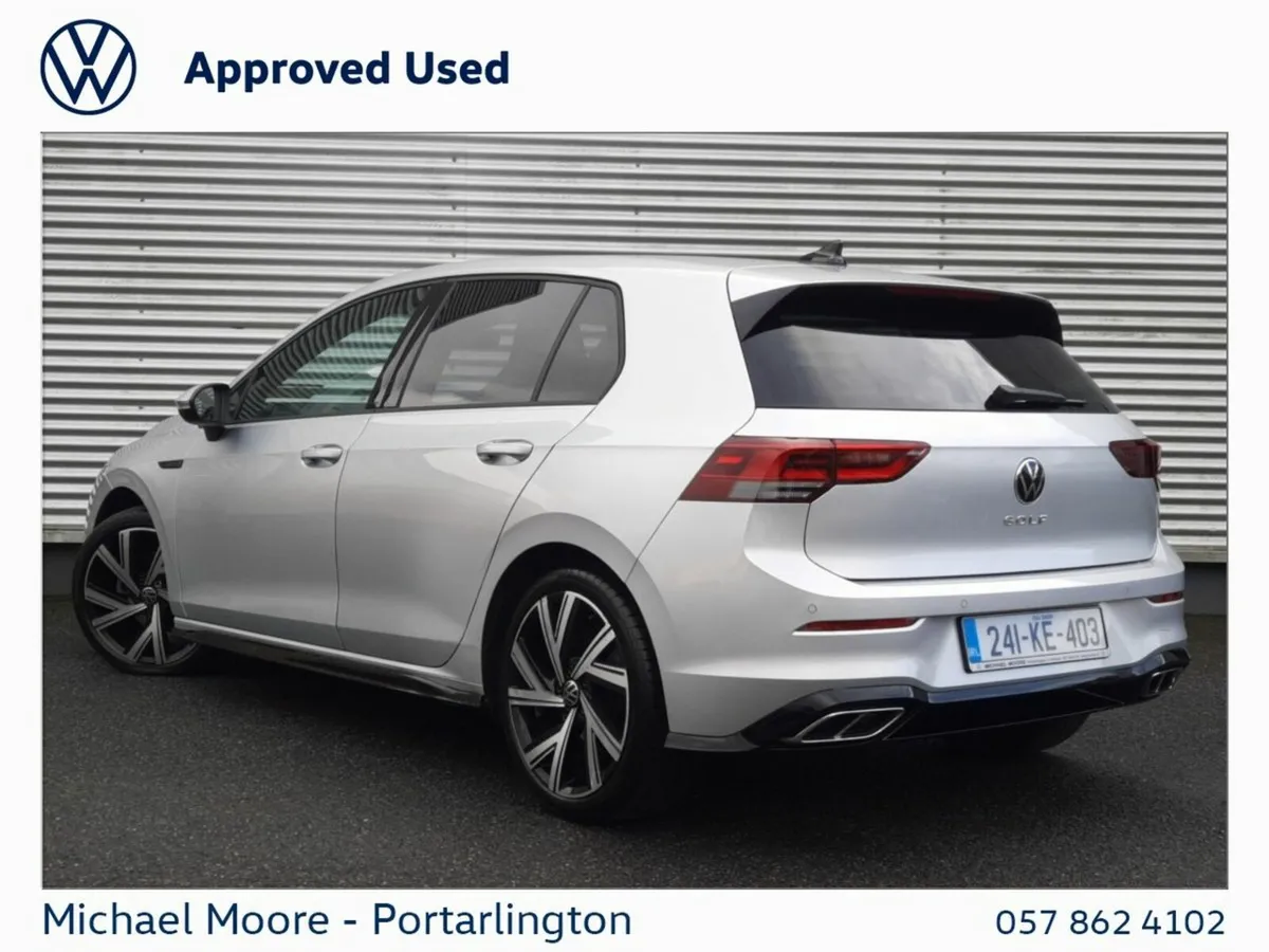 Volkswagen Golf 1.5 TSI 130HP R-Line - Image 3