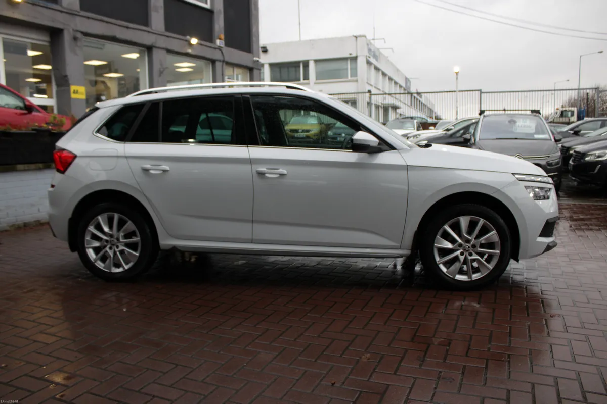1.0 TSI  STYLE EDITION 110BHP 5DR ESTATE 49,000KMS - Image 3