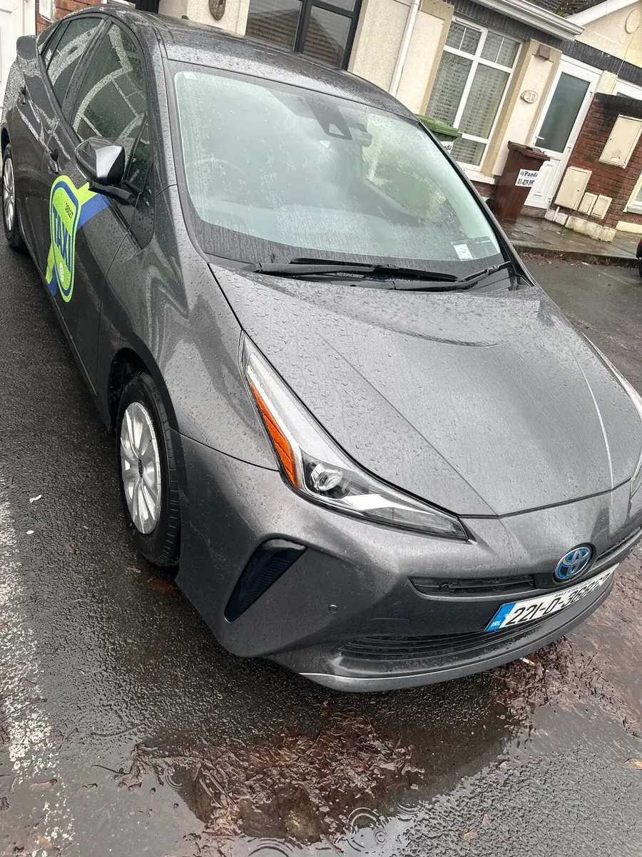 Toyota Prius 2022 - Image 1