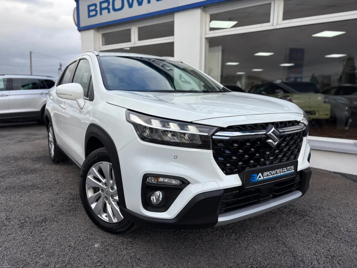 2023 Suzuki SX4 S-Cross Motion 1.4L Petrol - Image 4