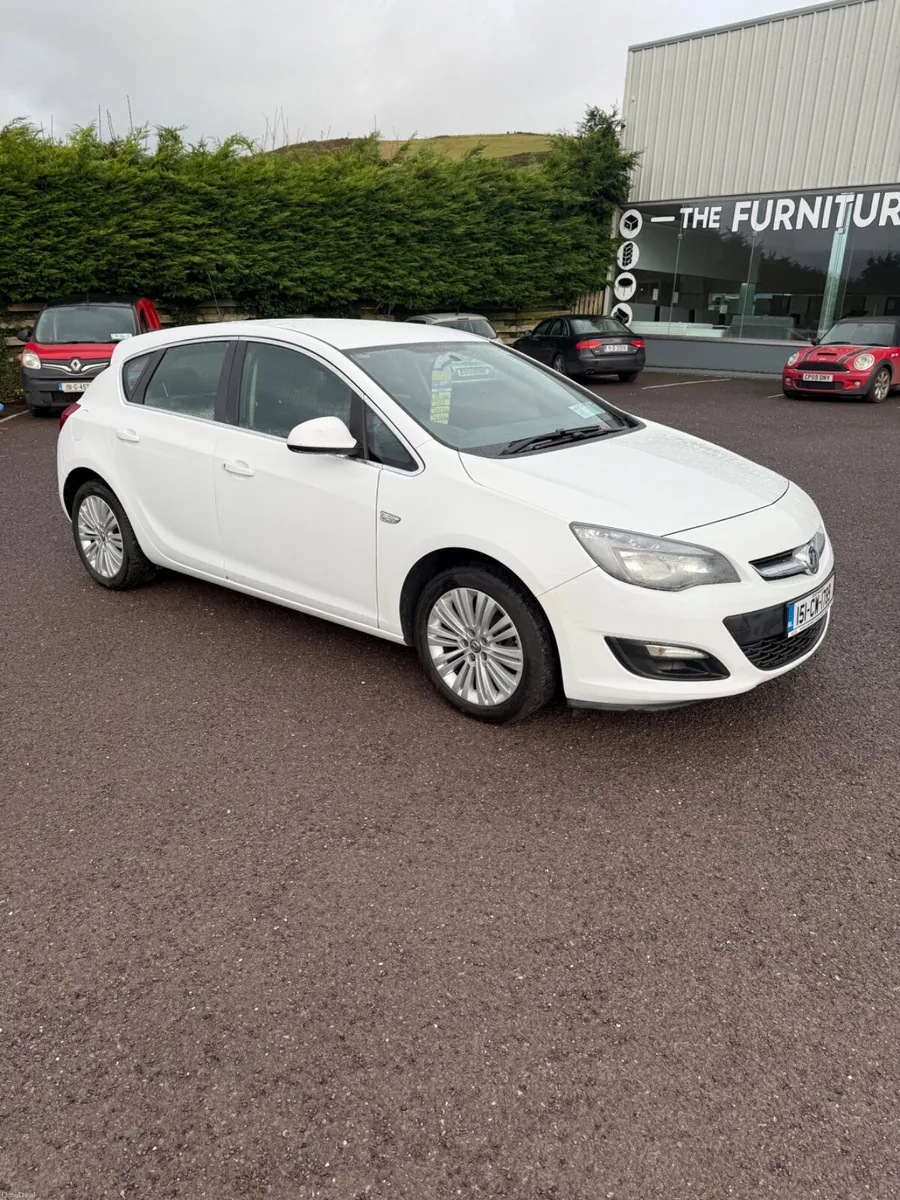 Vauxhall Astra 2015 - Image 2