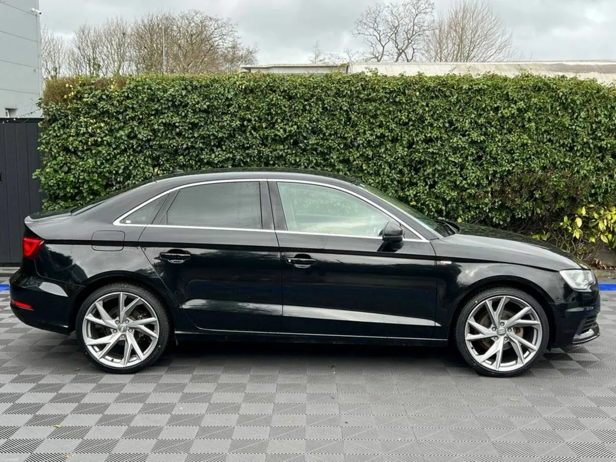 Audi A3 S-LINE PACK 1.4 TFSI AUTO // FULL SERVICE - Image 2
