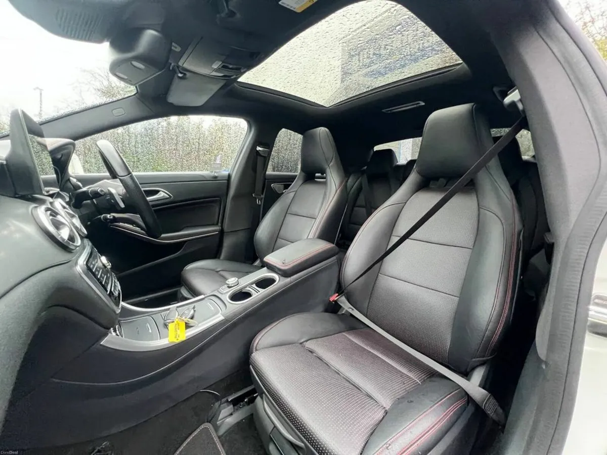 Mercedes-Benz CLA CLA180 AMG-LINE 1.6 AUTO // OPEN - Image 2