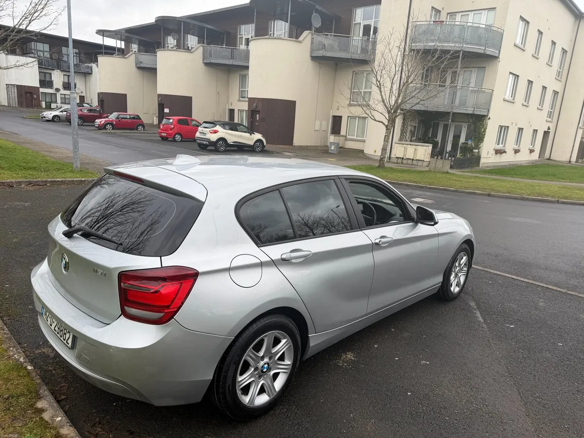 142 Bmw 1 series Automatic - Image 4