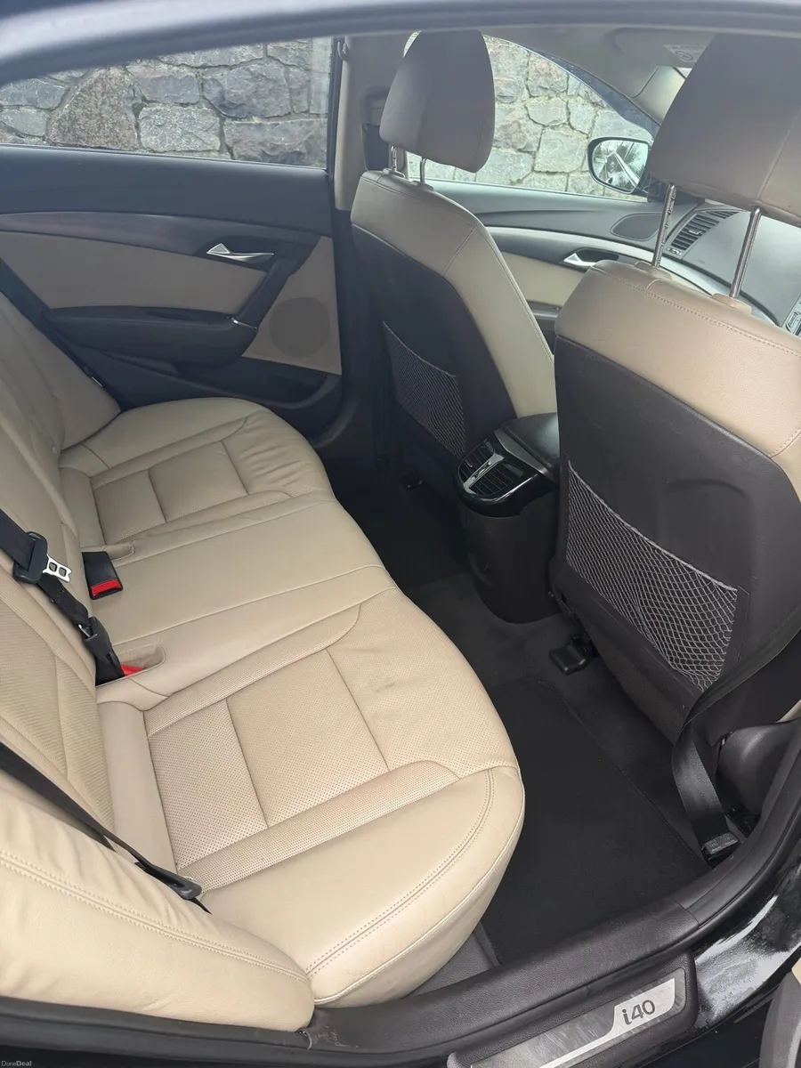 161 Hyundai i40 Executive plus - Image 4