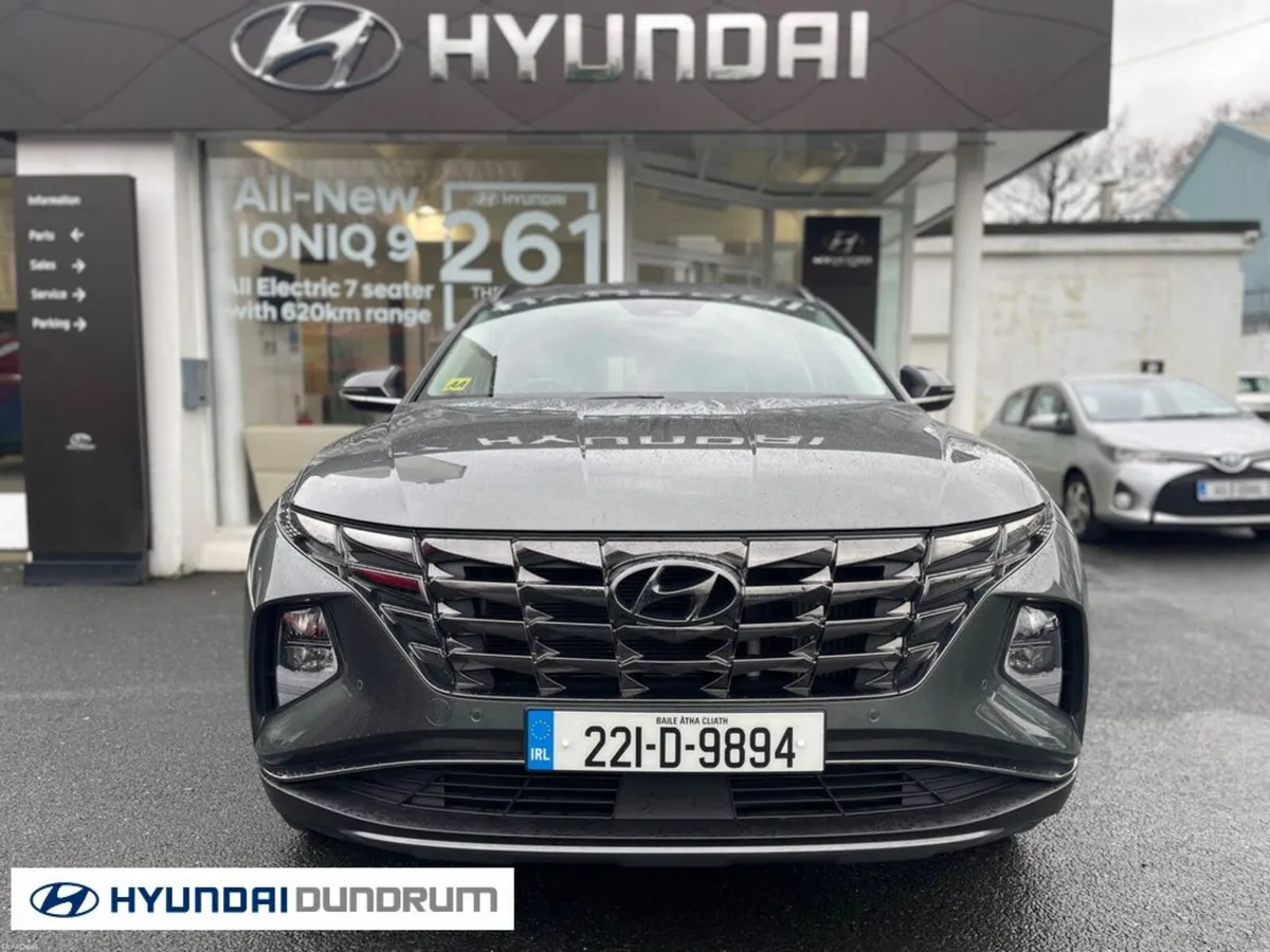 Hyundai Tucson ix35 Executive Plus Diesel 5DR - Image 2