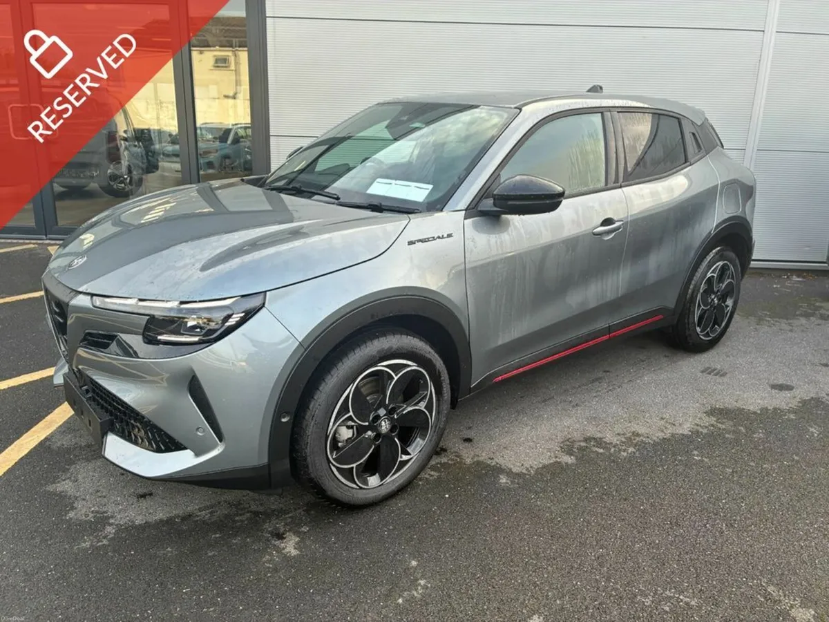 Alfa Romeo Junior "ELETTRICA SPECIALE" Electric EV - Image 1