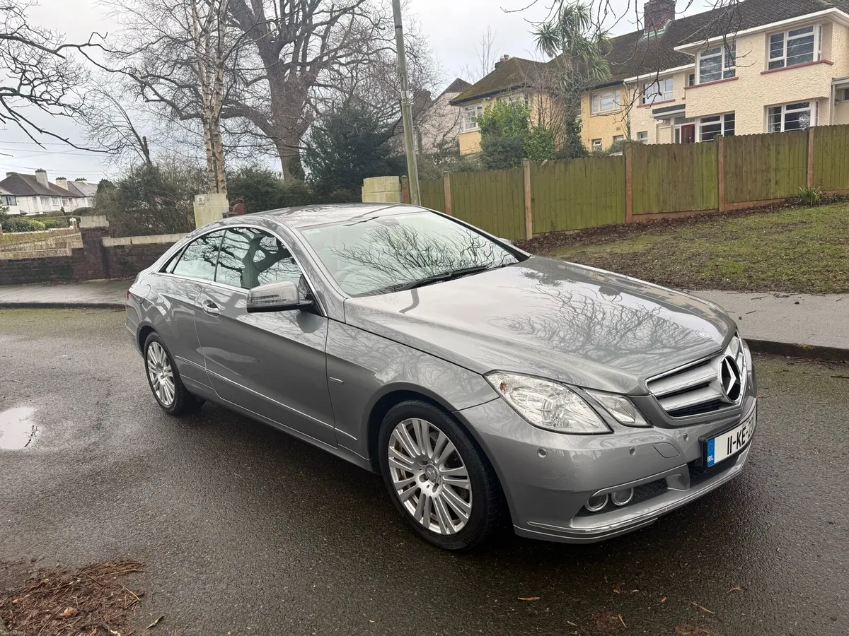 Mercedes Benz E220 CDI - Image 3