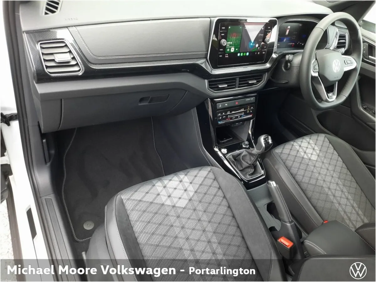 Volkswagen T-Cross R-LINE 1.0TSI M6F 115HP - Image 4