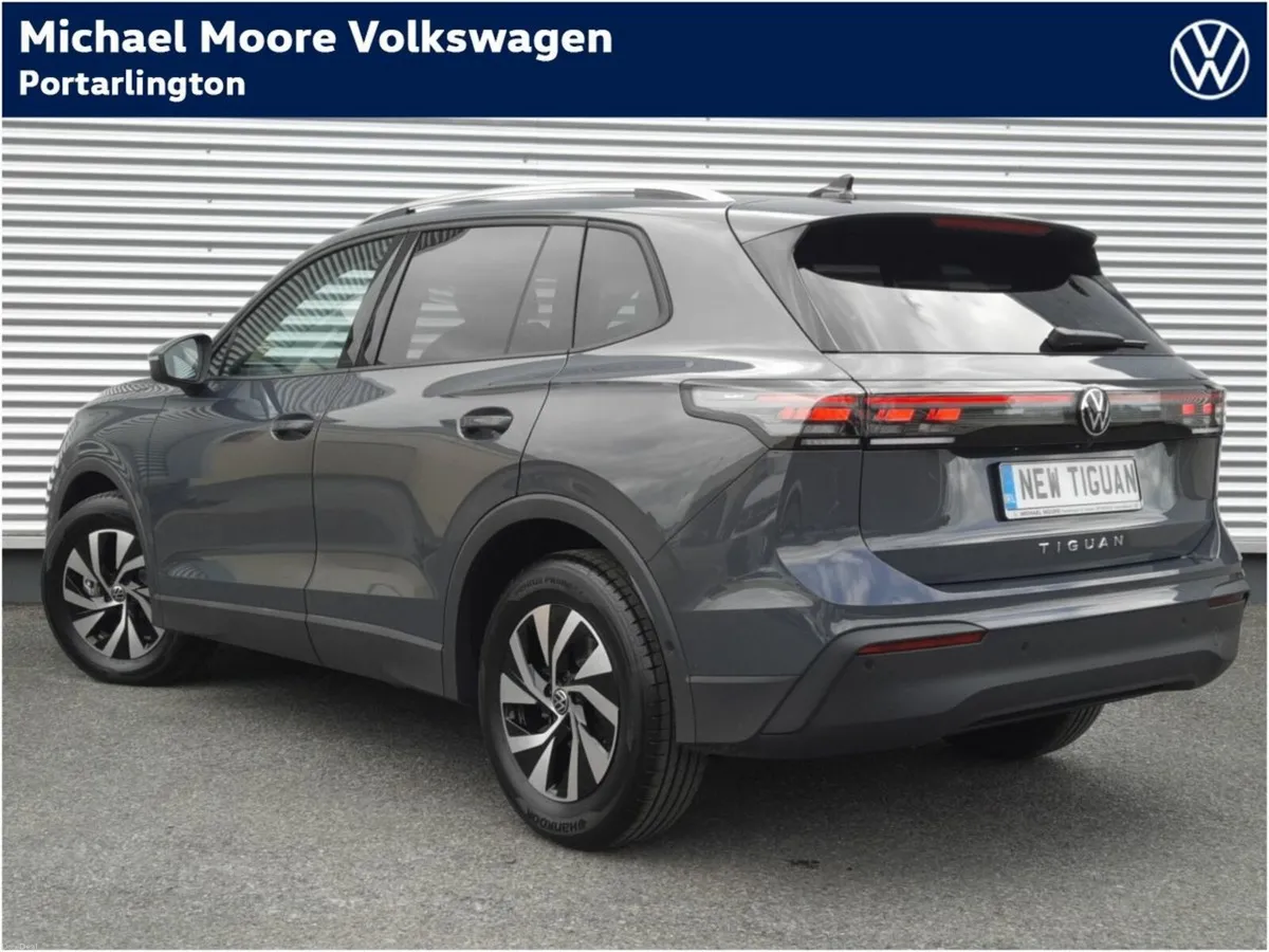 Volkswagen Tiguan TIGUAN  EDITION 75 - Image 3