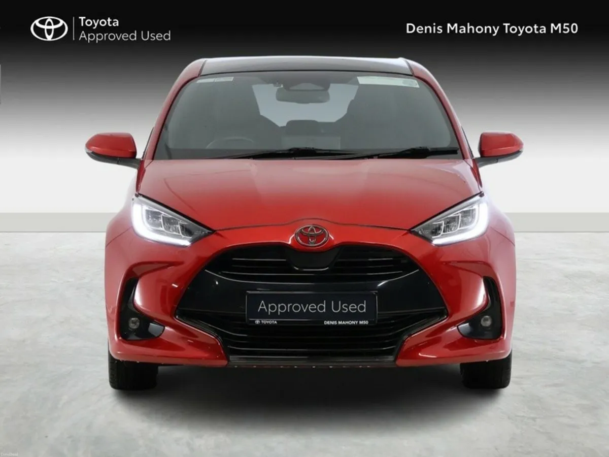 Toyota Yaris Platinum Hybrid - Image 5