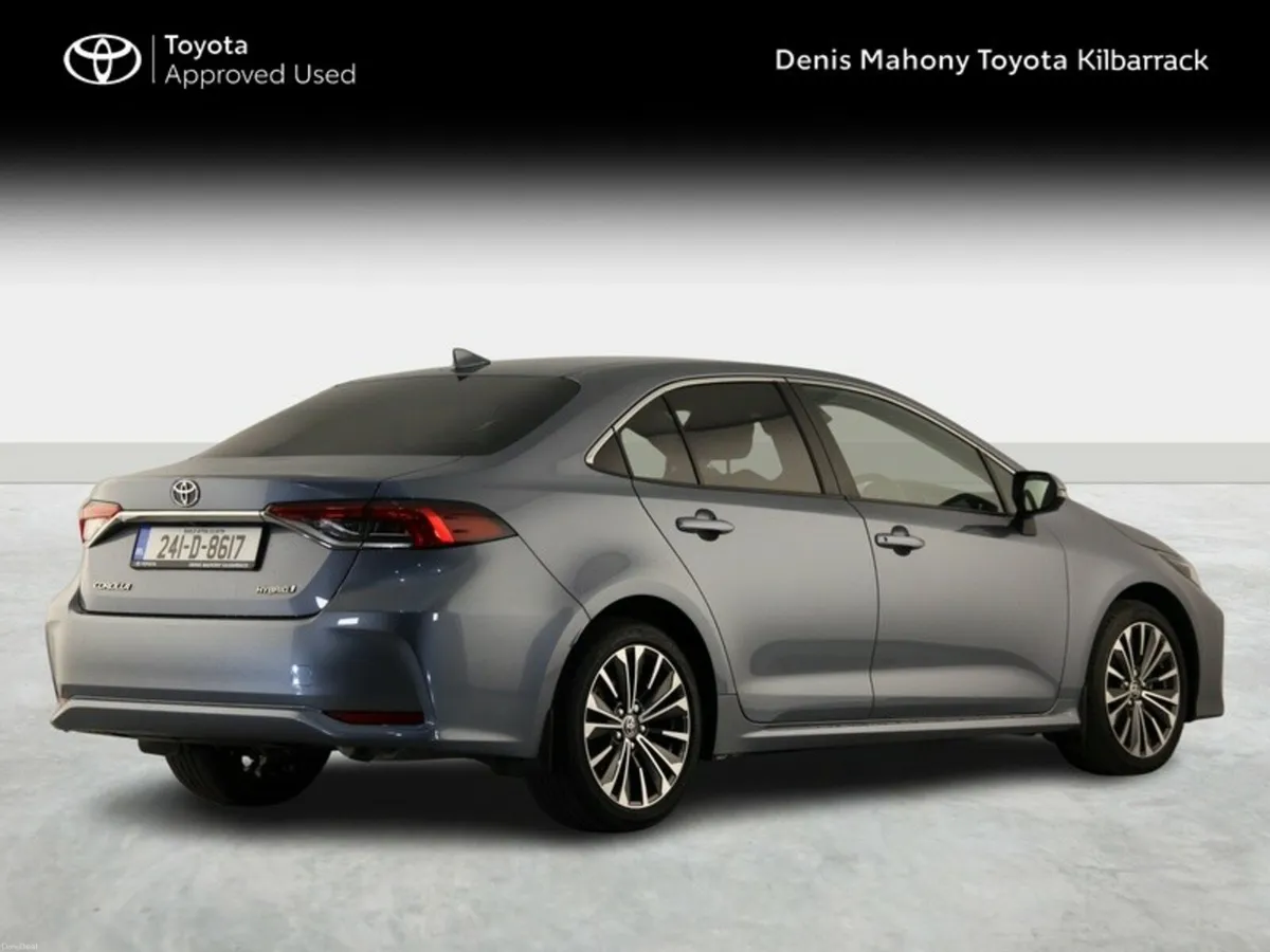 Toyota Corolla LUNA SPORT SALOON - Image 2