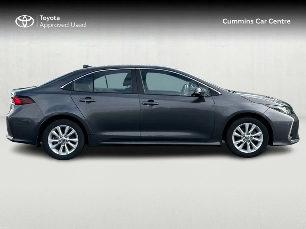 Toyota Corolla LUNA SALOON 4DR AUTO - Image 3