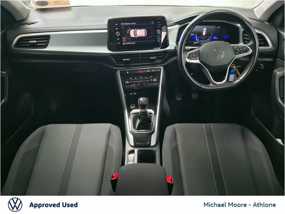 Volkswagen T-Roc T-ROC LIFE 2.0 TDI M6F 116BHP - Image 2