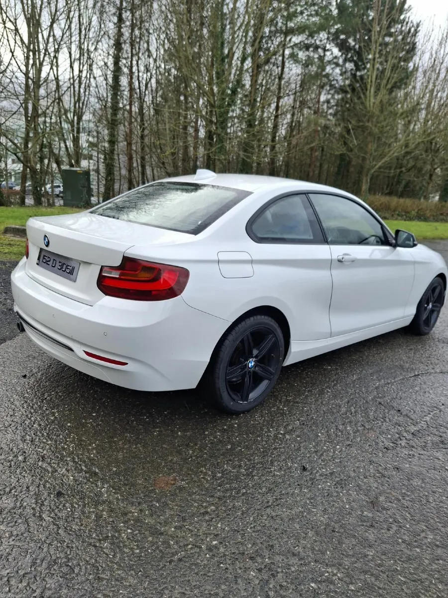 BMW 2-Series 2015 - Image 2