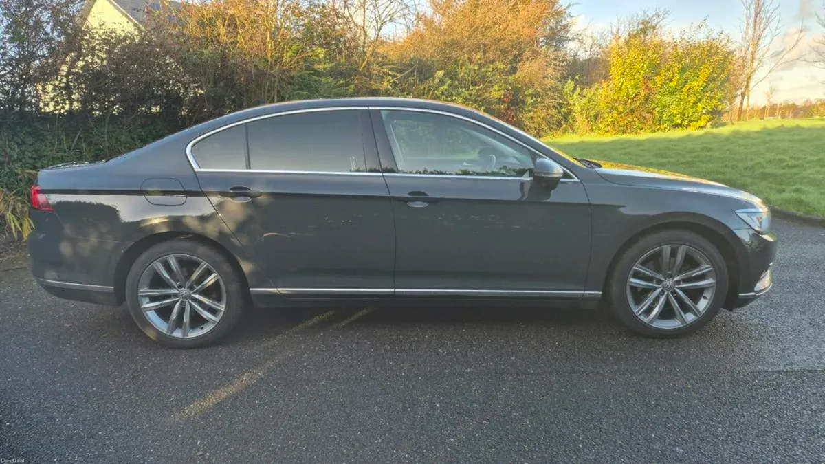 VW Passat 1.6 TDI GT BlueMotion High spec - Image 1