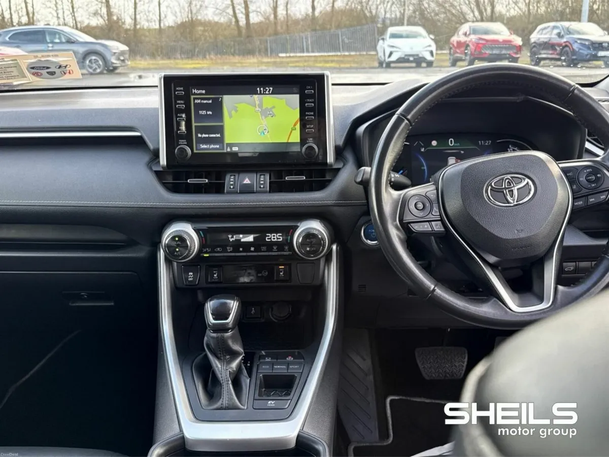 Toyota RAV4 2.5 Hybrid Sol 2WD - Image 3