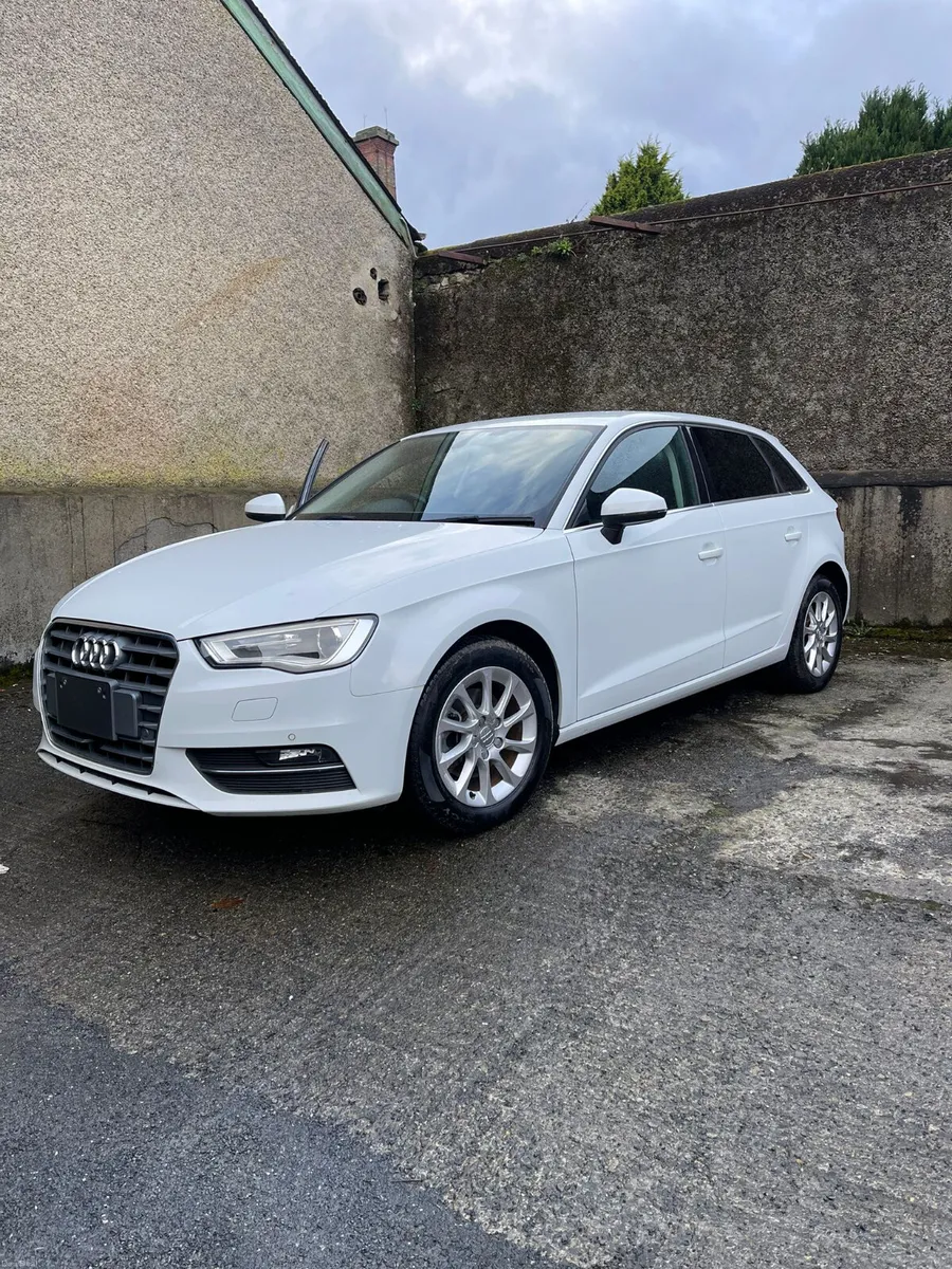 2015 AUDI A3 SPORTBACK 1.4 TFSI DSG AUTO - Image 1