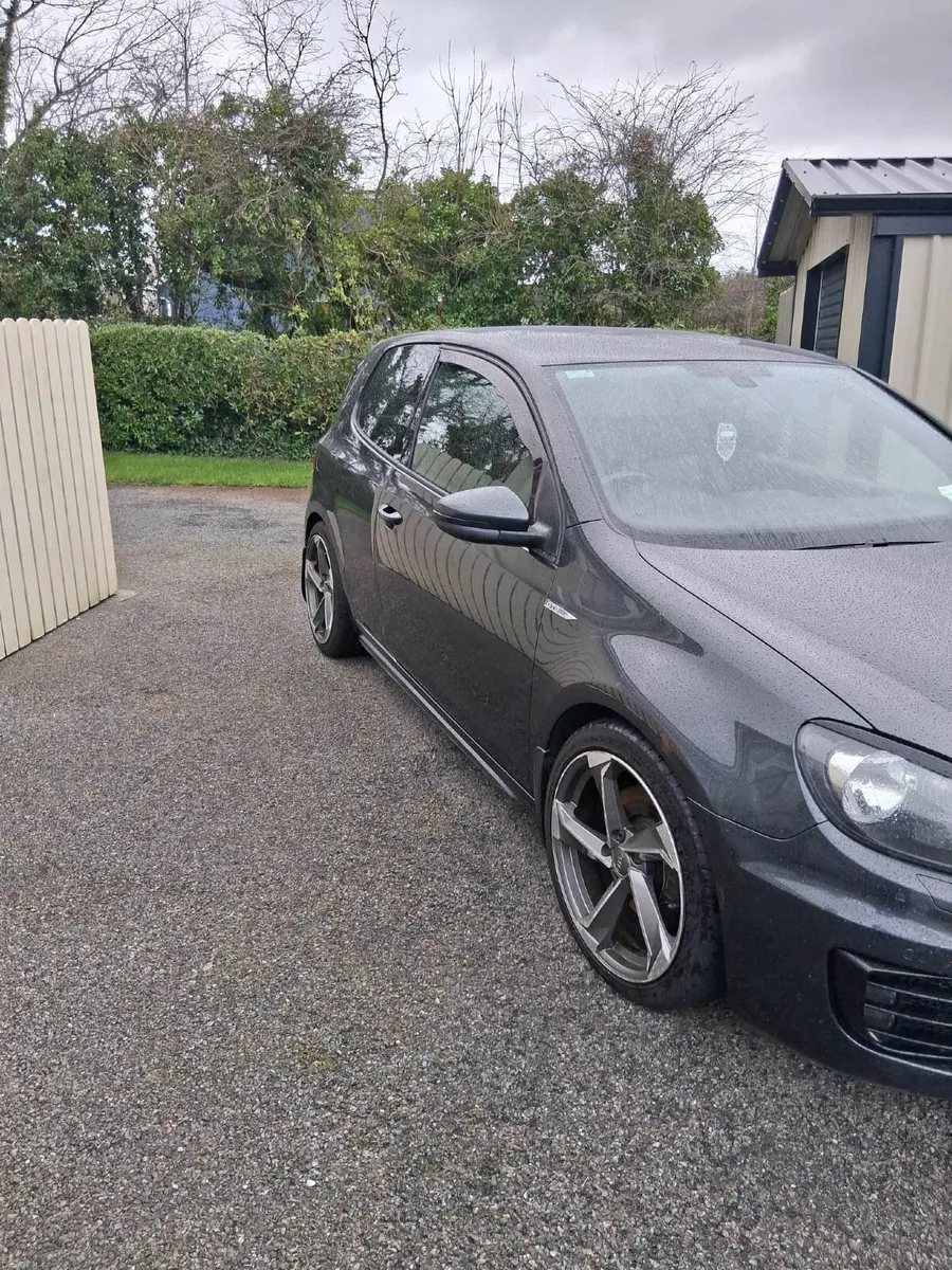 Volkswagen Golf 2012 - Image 2