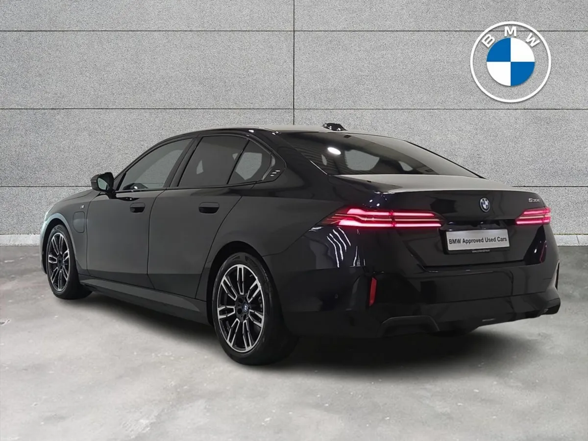 BMW 5-Series 530e M Sport Saloon - Image 3