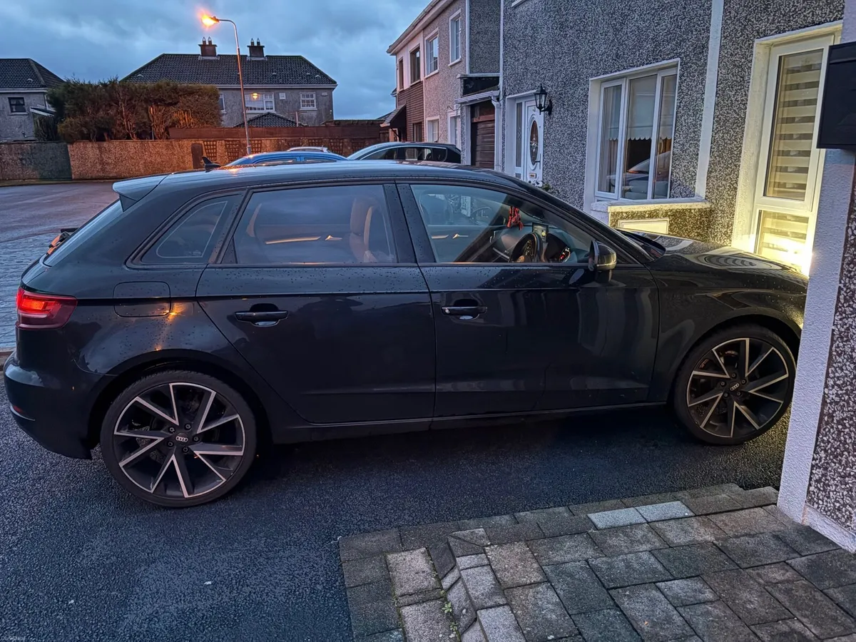 Audi A3 2018 - Image 4